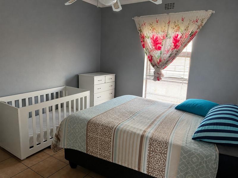 To Let 2 Bedroom Property for Rent in St Dumas Western Cape